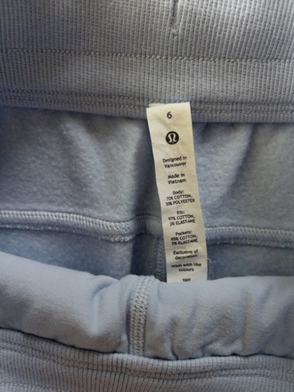 Lululemon Scuba High-Rise Shorts 6 Linen Blue Pockets 5" Drawstring Pockets Soft - Picture 5 of 5